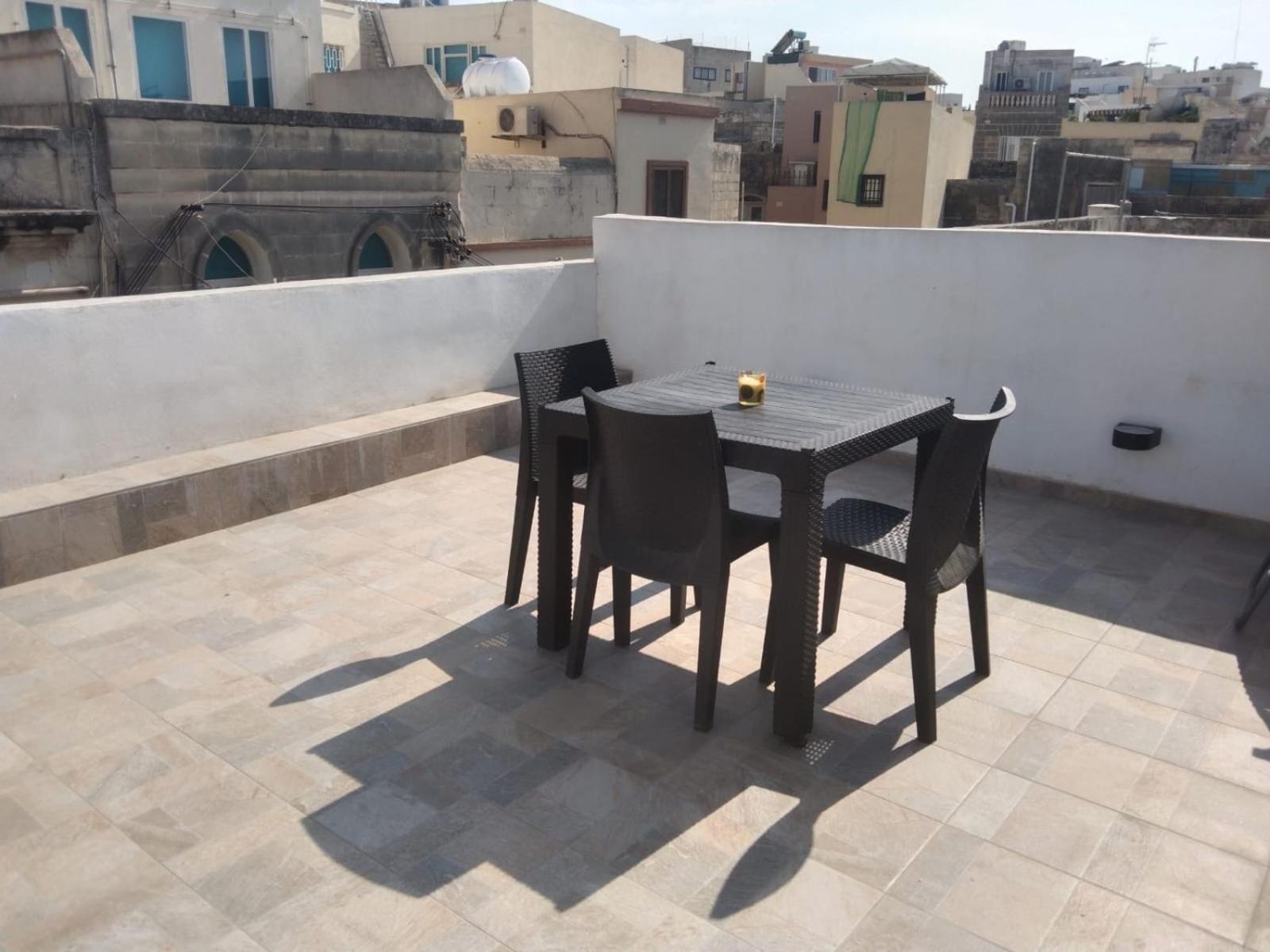 One Bedroom Appartment With Terrace In Sliema Eksteriør billede